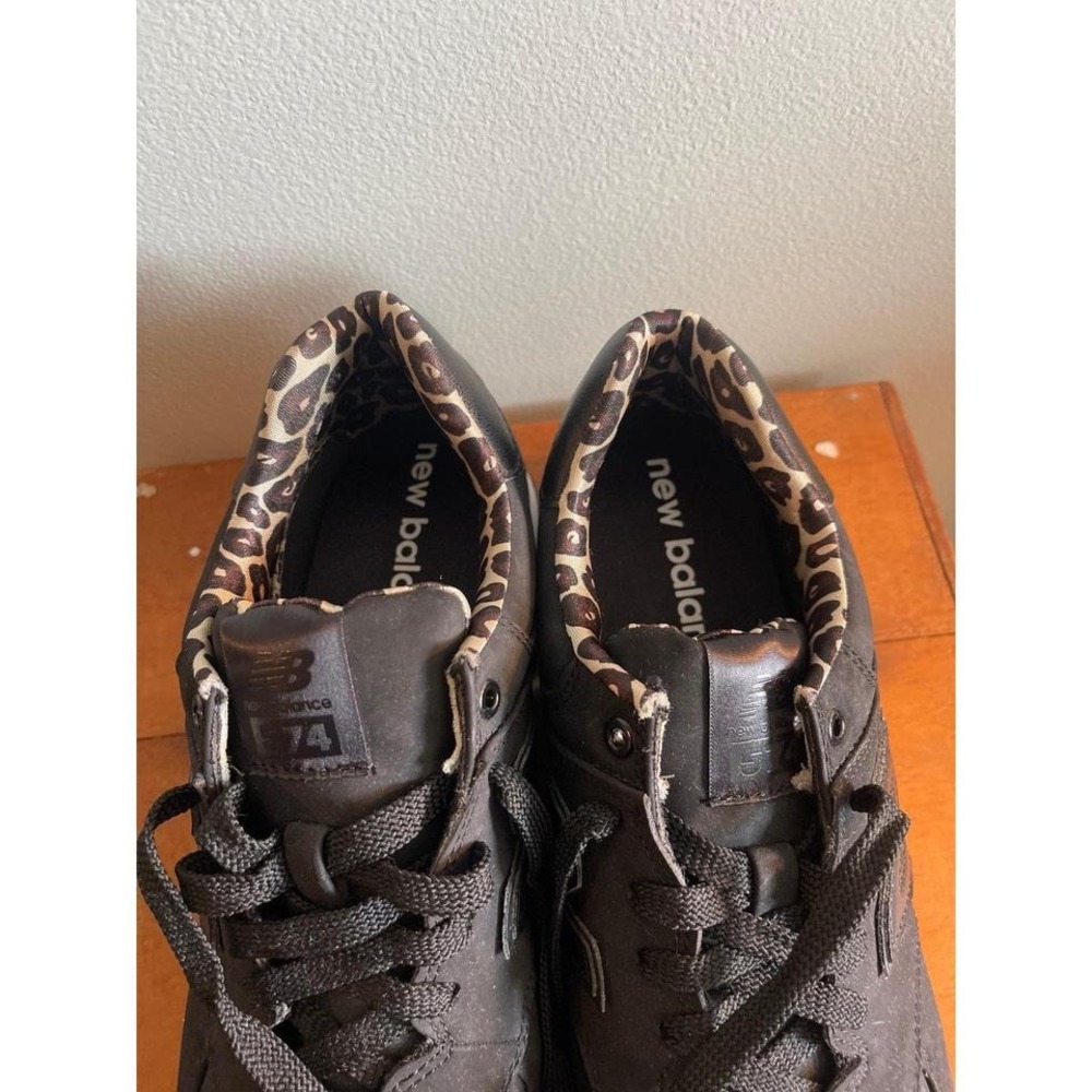 Black Animal Print Athletic Shoe New Balance - Picture 2 of 5